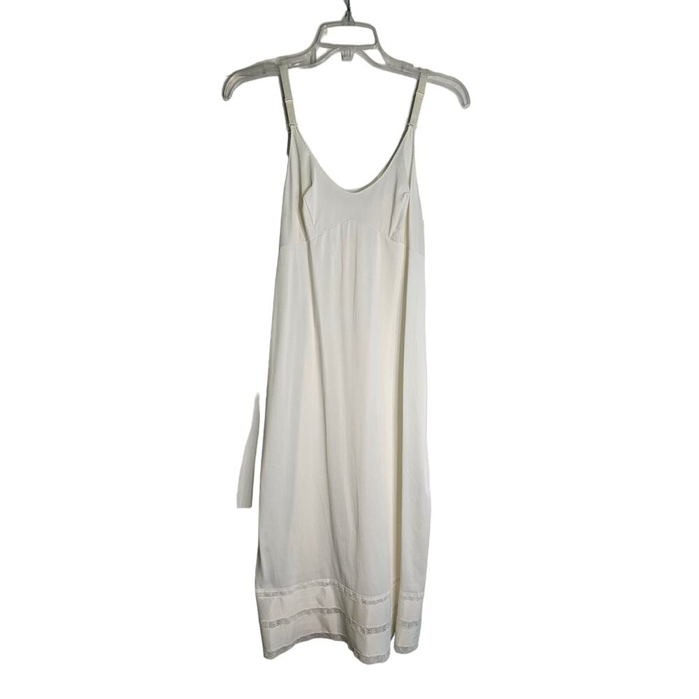 Vintage sears nylon beige/nude slip size 34